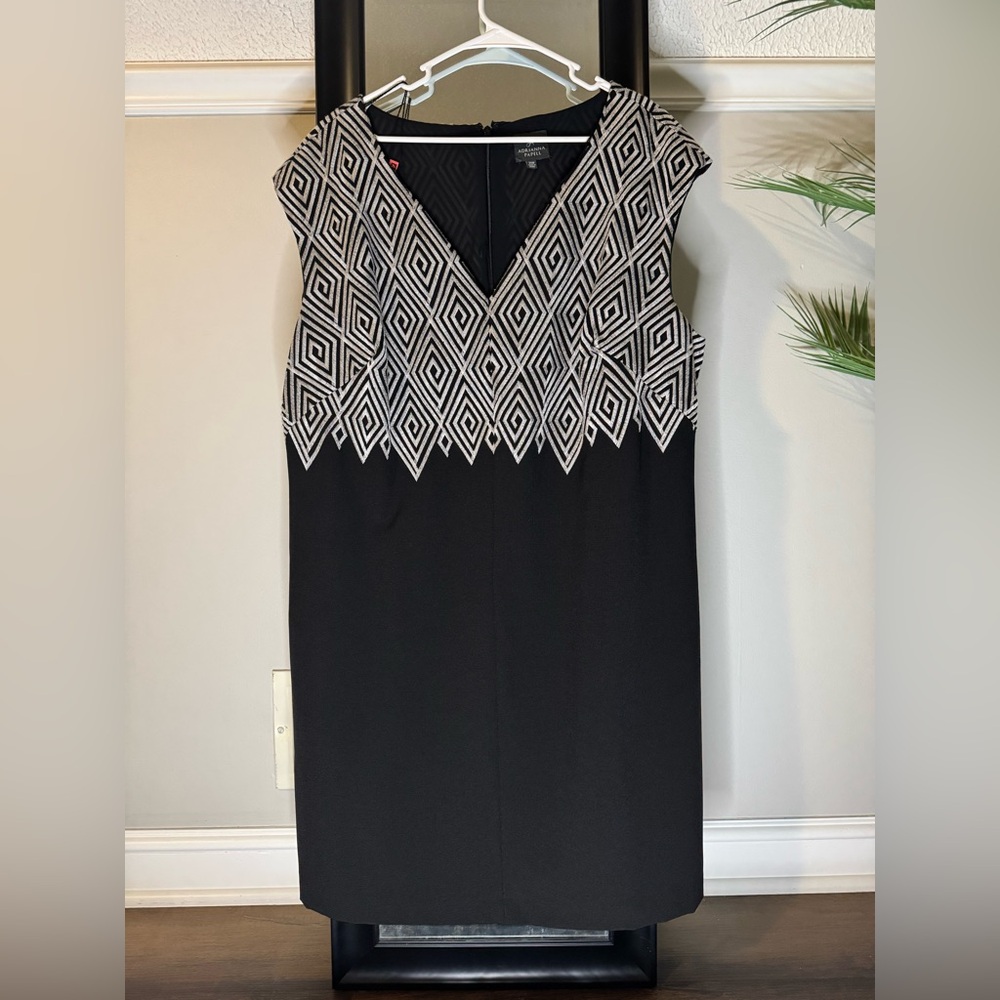Plus Size Adrianna Papell Black and White Diamond Pattern Midi Dress 20W